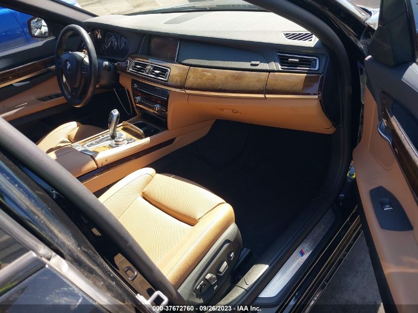 2013 BMW 7 SERIES 740I WBAYA6C53DC995160