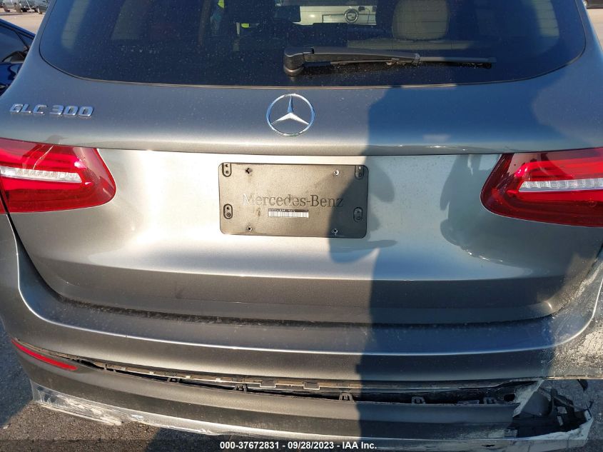 2017 MERCEDES-BENZ GLC 300 - WDC0G4JB3HF195372