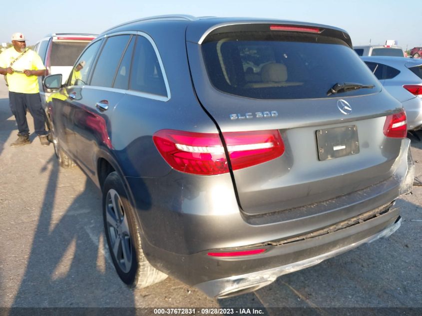 2017 MERCEDES-BENZ GLC 300 - WDC0G4JB3HF195372