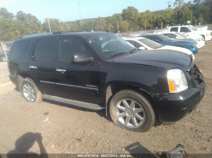 2013 GMC YUKON DENALI - 1GKS1EEF4DR152143