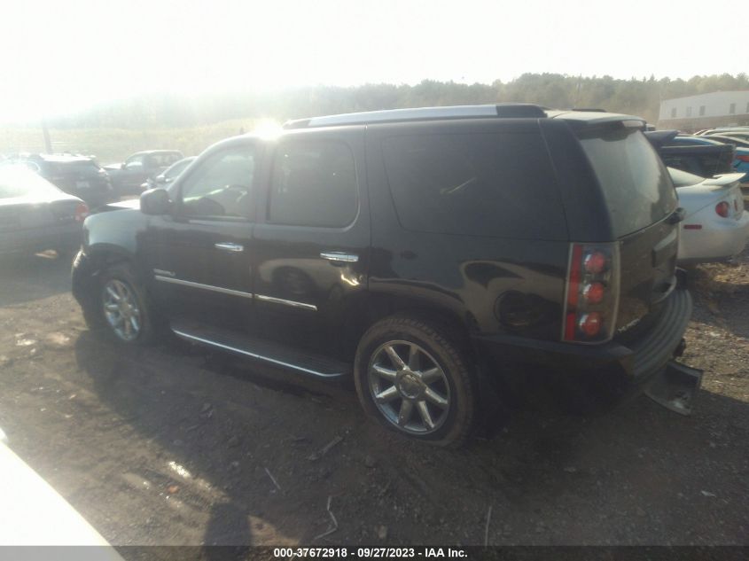 2013 GMC YUKON DENALI - 1GKS1EEF4DR152143