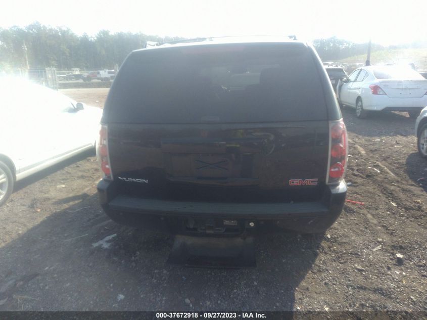 2013 GMC YUKON DENALI - 1GKS1EEF4DR152143