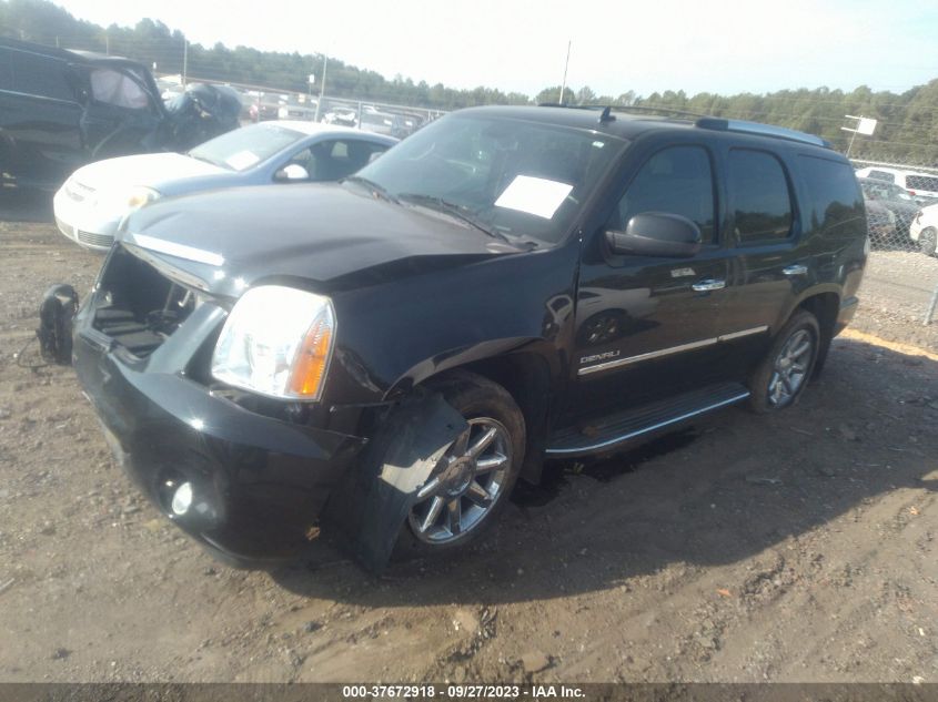 2013 GMC YUKON DENALI - 1GKS1EEF4DR152143