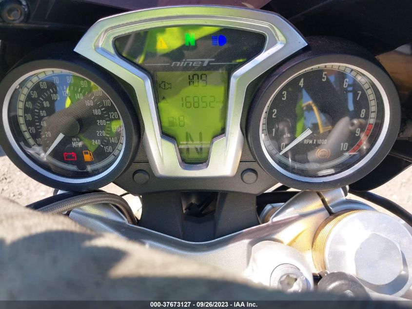 2015 BMW R NINE T WB10A1608FZ583672