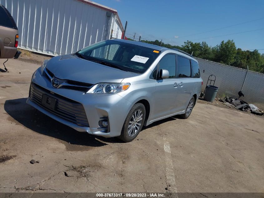 5TDYZ3DC0KS990520 2019 TOYOTA SIENNA, photo no. 2