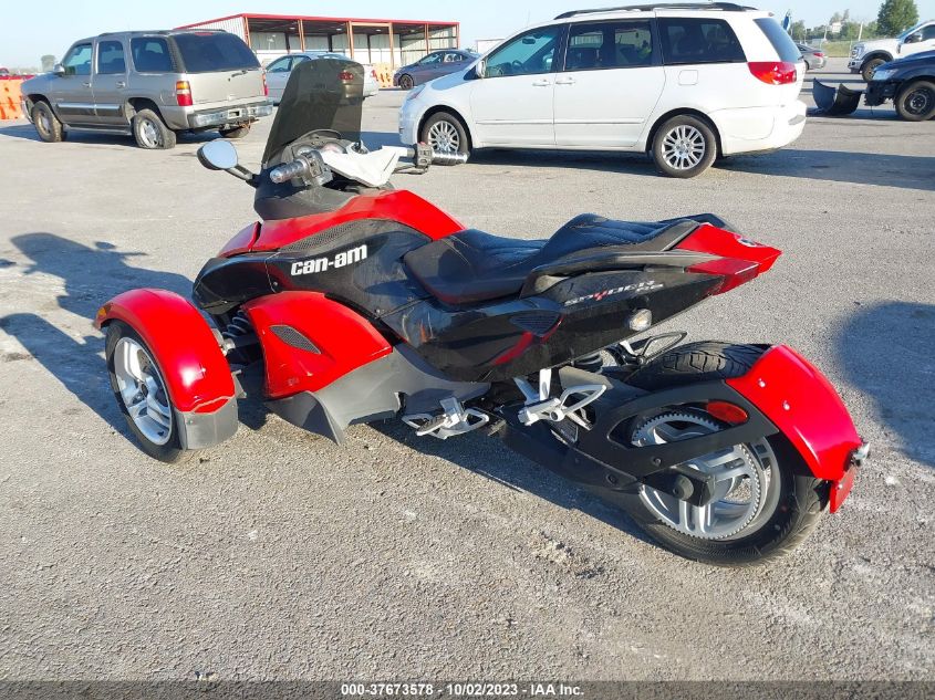 2010 CAN-AM SPYDER ROADSTER RS - 2BXJAHA16AV000123