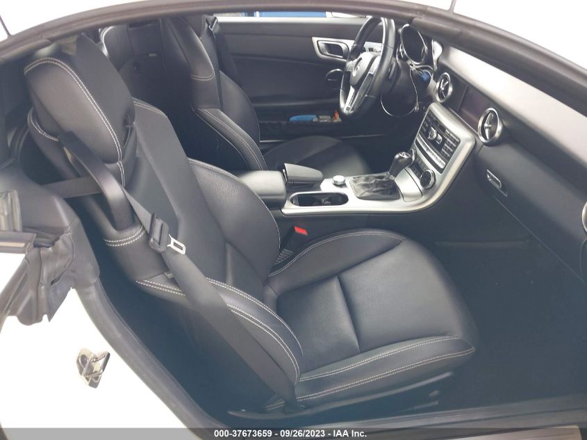 2015 MERCEDES-BENZ SLK-CLASS SLK 250 WDDPK4HA8FF102638