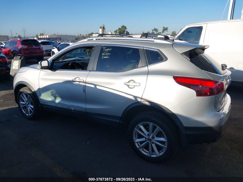 VIN JN1BJ1CP5KW525949 2019 NISSAN ROGUE SPORT SV