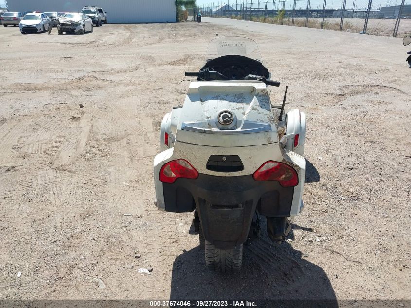 2014 CAN-AM SPYDER ROADSTER RT/RTS/RT LIMITED 2BXNBDD11EV000216