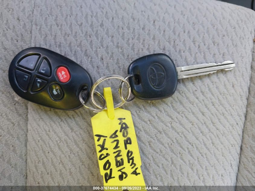 2014 TOYOTA SIENNA LE - 5TDKK3DC8ES431702