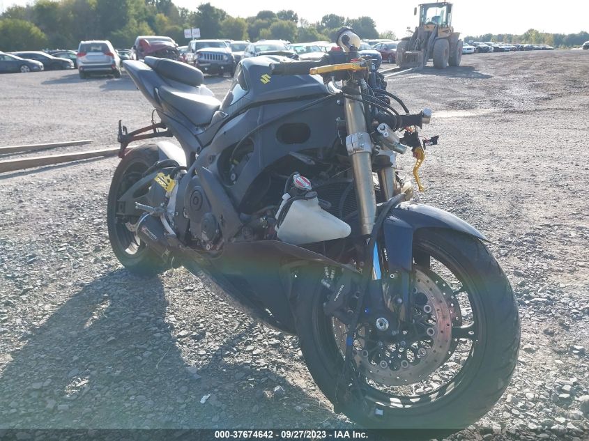 2008 SUZUKI GSX-R600 - JS1GN7EA582108912