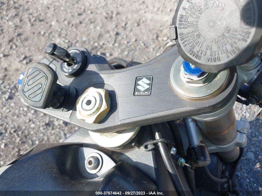 2008 SUZUKI GSX-R600 - JS1GN7EA582108912