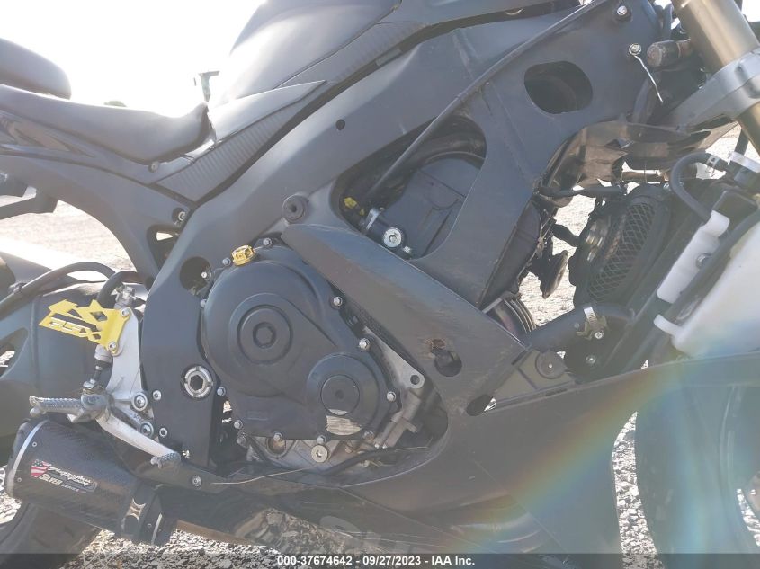 2008 SUZUKI GSX-R600 - JS1GN7EA582108912