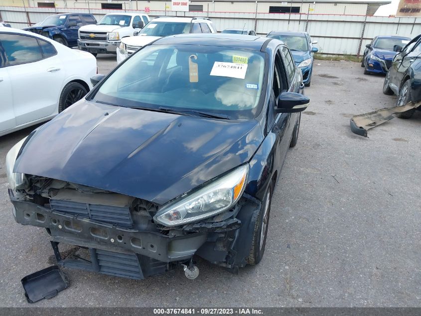 2015 FORD FOCUS SE - 1FADP3F24FL340577