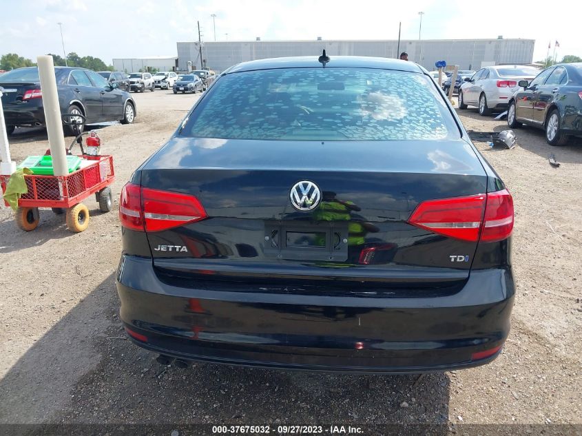 2015 VOLKSWAGEN JETTA SEDAN 2.0L TDI S - 3VWLA7AJ9FM234652