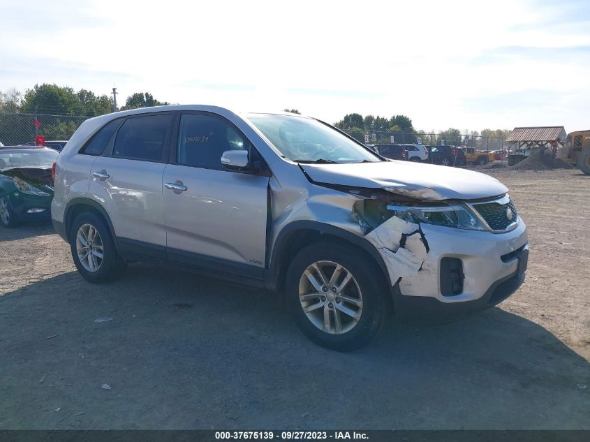 2014 KIA SORENTO LX - 5XYKTCA63EG522000