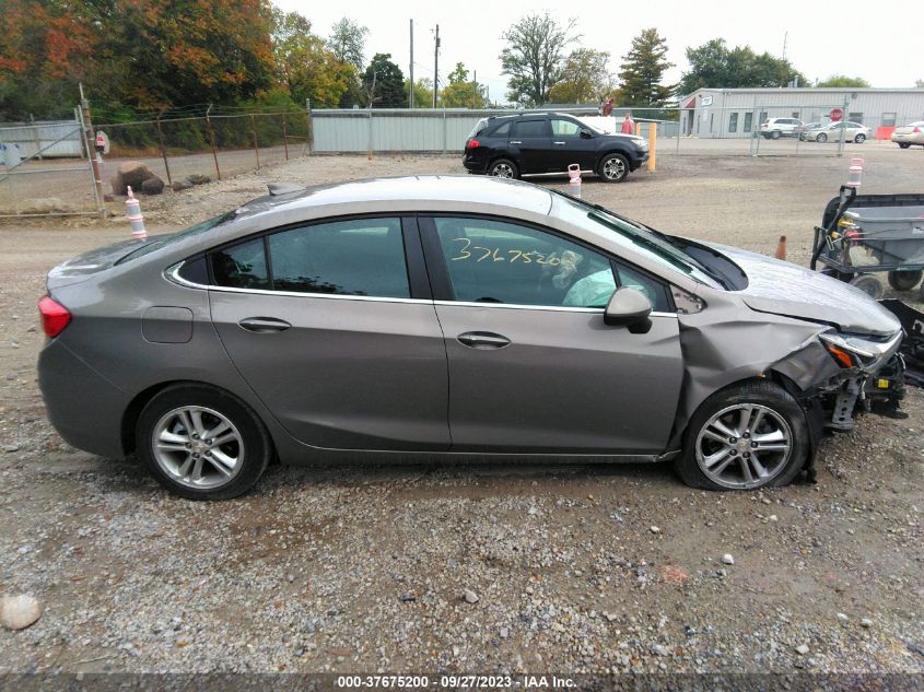 2018 CHEVROLET CRUZE LT - 1G1BE5SM6J7237990