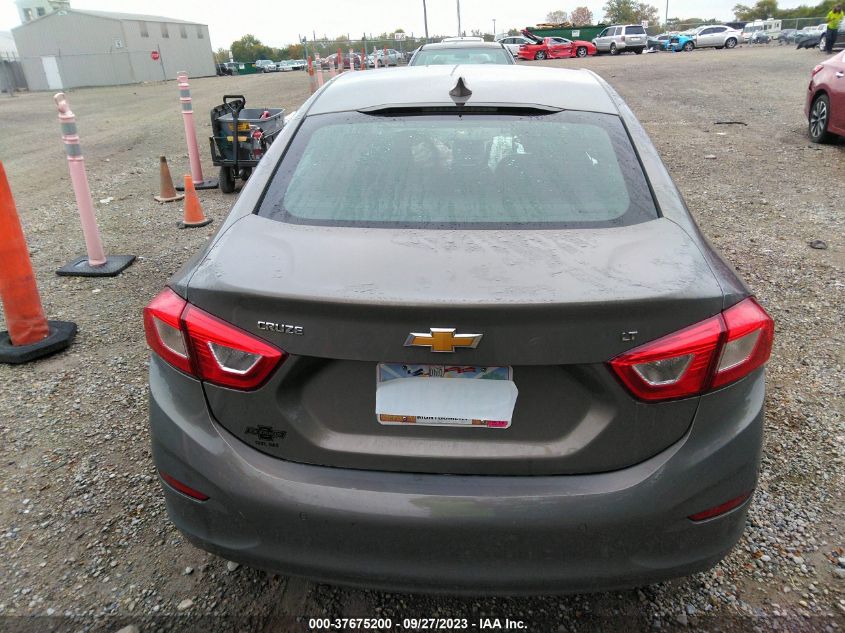 2018 CHEVROLET CRUZE LT - 1G1BE5SM6J7237990