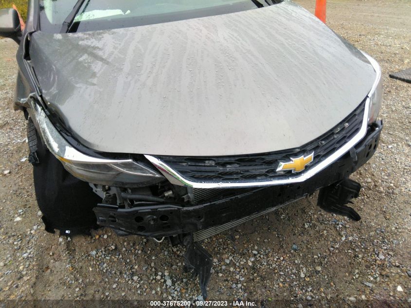 2018 CHEVROLET CRUZE LT - 1G1BE5SM6J7237990