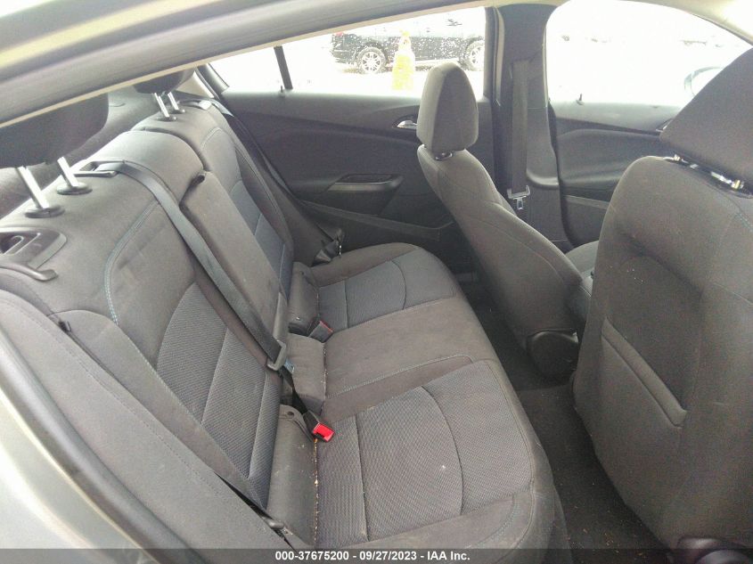 2018 CHEVROLET CRUZE LT - 1G1BE5SM6J7237990