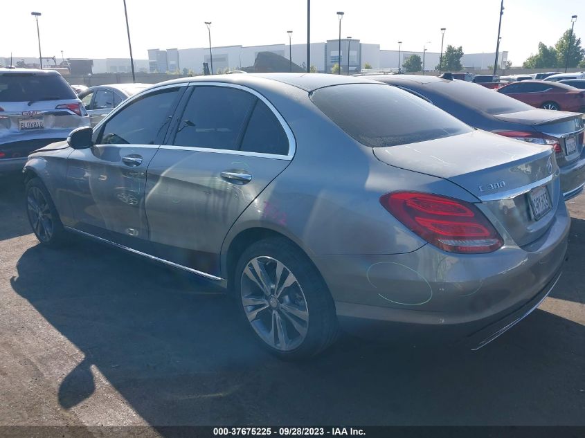 2015 MERCEDES-BENZ C-CLASS C 300 - 55SWF4KB8FU003106