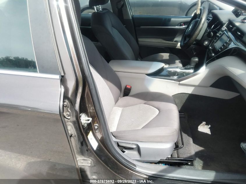 2018 TOYOTA CAMRY LE/SE/XLE/L - 4T1B11HK9JU646824