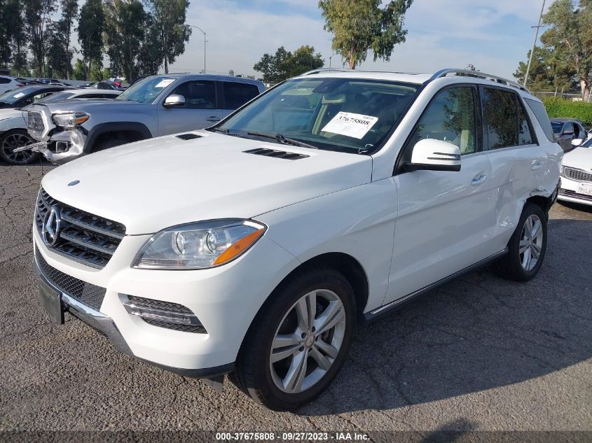 2015 MERCEDES-BENZ M-CLASS ML 350 4JGDA5JB3FA463096