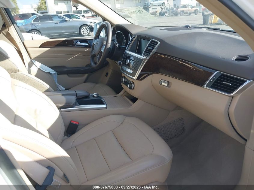 2015 MERCEDES-BENZ M-CLASS ML 350 4JGDA5JB3FA463096