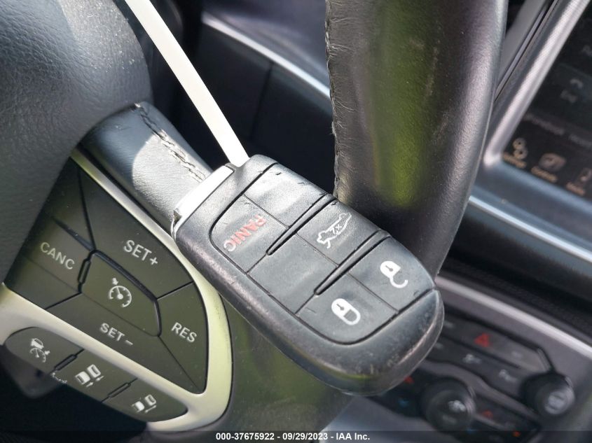 2015 DODGE CHALLENGER SXT PLUS - 2C3CDZBG9FH900940