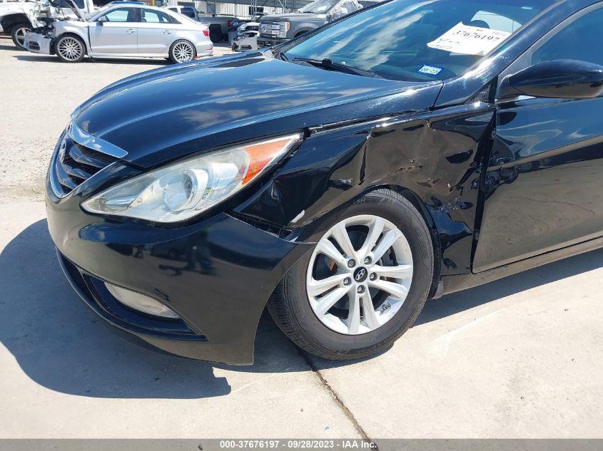 2013 HYUNDAI SONATA GLS - 5NPEB4AC7DH783732