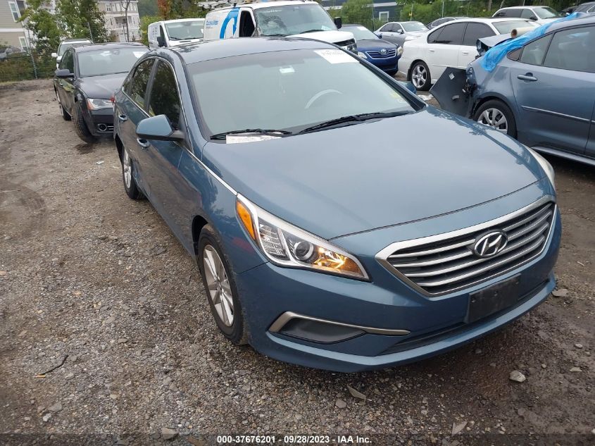 2016 HYUNDAI SONATA 2.4L SE - 5NPE24AF8GH379465