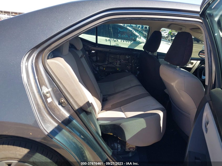 VIN 2T1BURHE9JC047990 2018 TOYOTA COROLLA LE