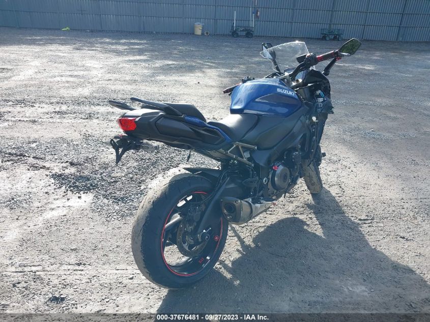 2022 SUZUKI GSX1000 GT/GT+ - JS1EK12B0N7100421
