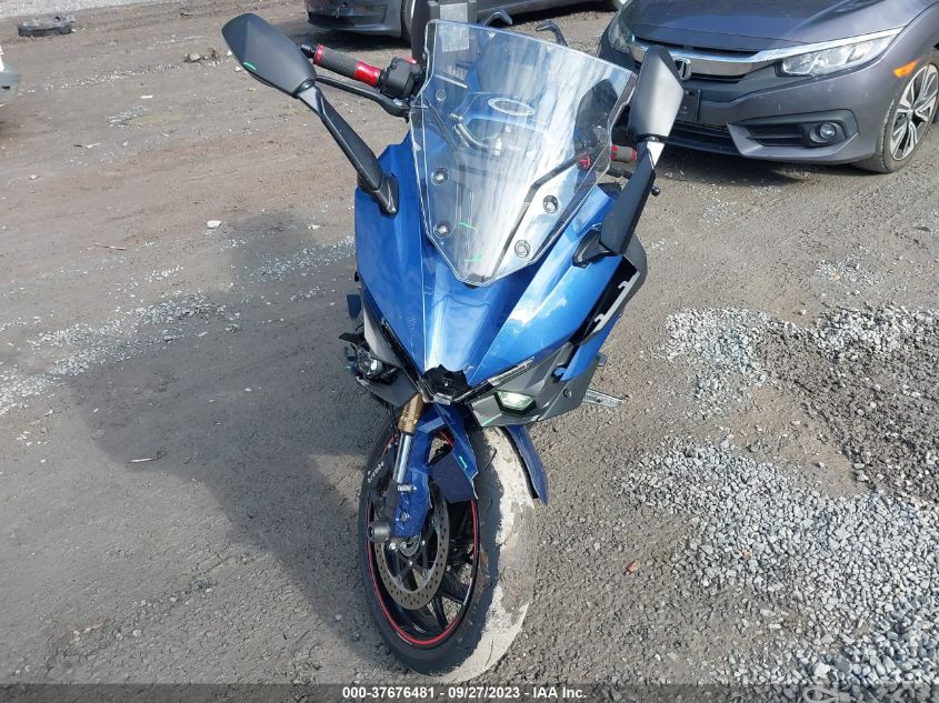 2022 SUZUKI GSX1000 GT/GT+ - JS1EK12B0N7100421