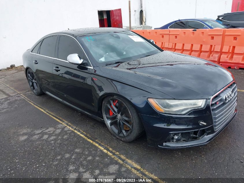 2013 AUDI S6 PRESTIGE - WAUF2AFC3DN130811