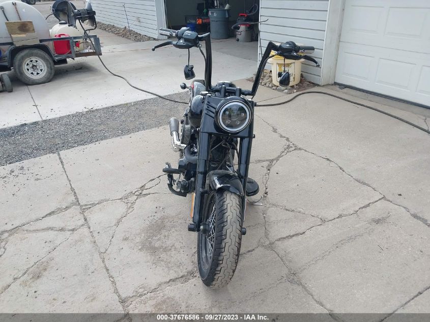 2017 HARLEY-DAVIDSON FLSS - 1HD1JS916HB046617