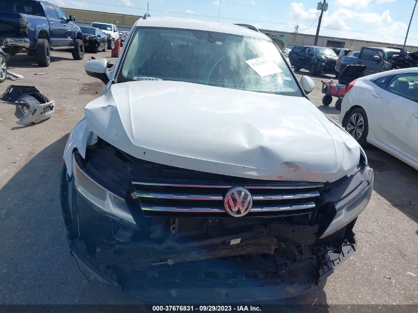 2018 VOLKSWAGEN TIGUAN SE/SEL - 3VV3B7AX5JM000572