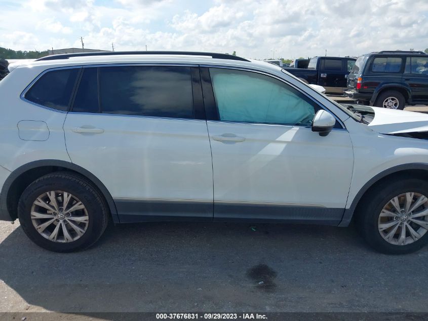 2018 VOLKSWAGEN TIGUAN SE/SEL - 3VV3B7AX5JM000572