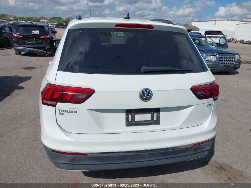 2018 VOLKSWAGEN TIGUAN SE/SEL - 3VV3B7AX5JM000572