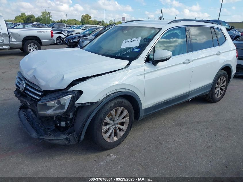 2018 VOLKSWAGEN TIGUAN SE/SEL - 3VV3B7AX5JM000572