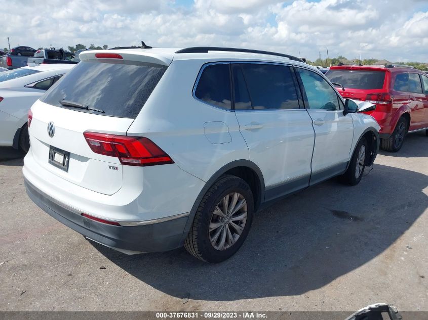 2018 VOLKSWAGEN TIGUAN SE/SEL - 3VV3B7AX5JM000572