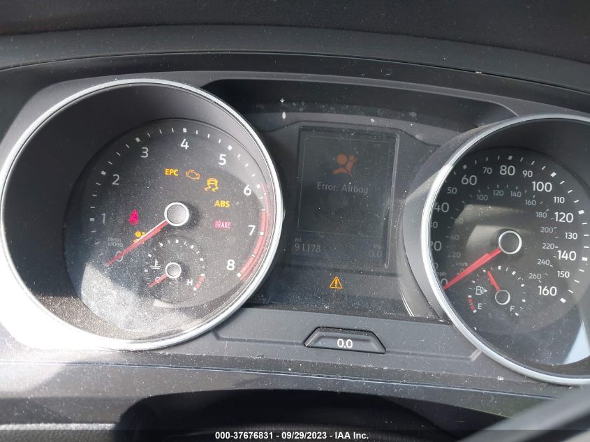 2018 VOLKSWAGEN TIGUAN SE/SEL - 3VV3B7AX5JM000572