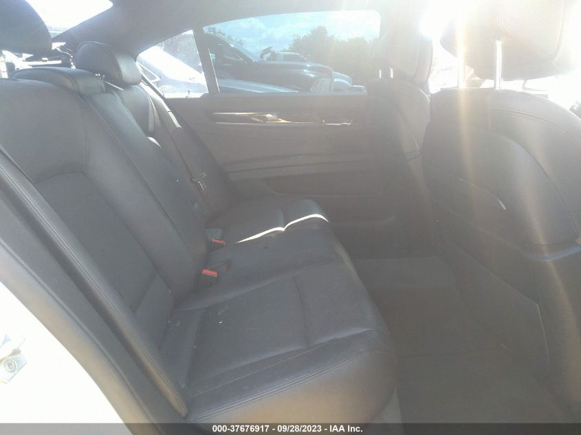 2013 BMW 740LI - WBAYE4C54DD137117
