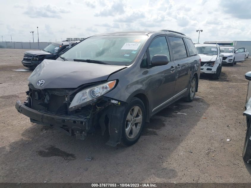 5TDKZ3DC9HS851761 2017 TOYOTA SIENNA, photo no. 14