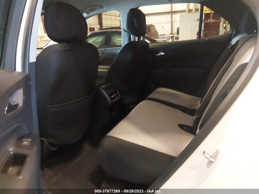 VIN 3GNAXLEU0JS607028 2018 CHEVROLET EQUINOX LT