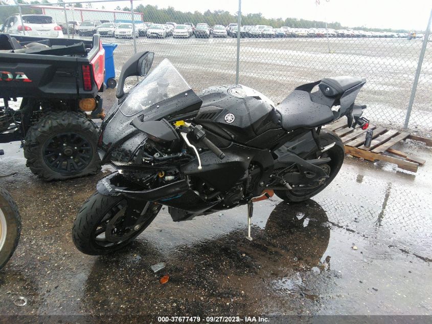 2022 YAMAHA YZFR1 JYARN66E3NA002661