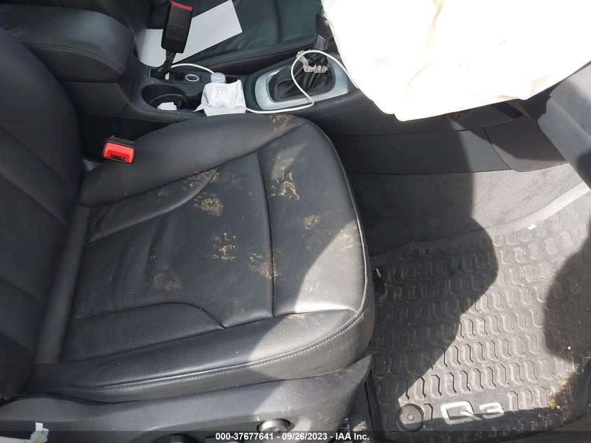 VIN WA1JCCFS9JR029381 2018 AUDI Q3 PREMIUM PLUS