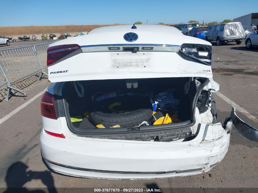2017 VOLKSWAGEN PASSAT R-LINE W/COMFORT PKG - 1VWDT7A37HC068829