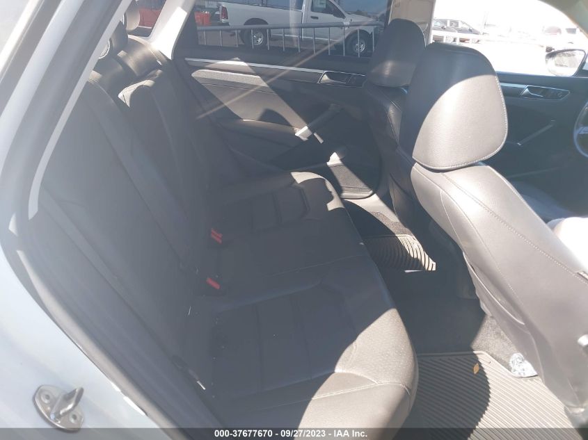 2017 VOLKSWAGEN PASSAT R-LINE W/COMFORT PKG - 1VWDT7A37HC068829