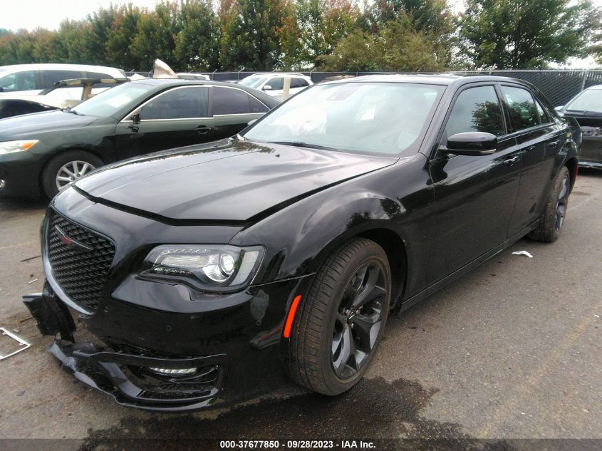 2C3CCABT5PH613906 Chrysler 300 S 2